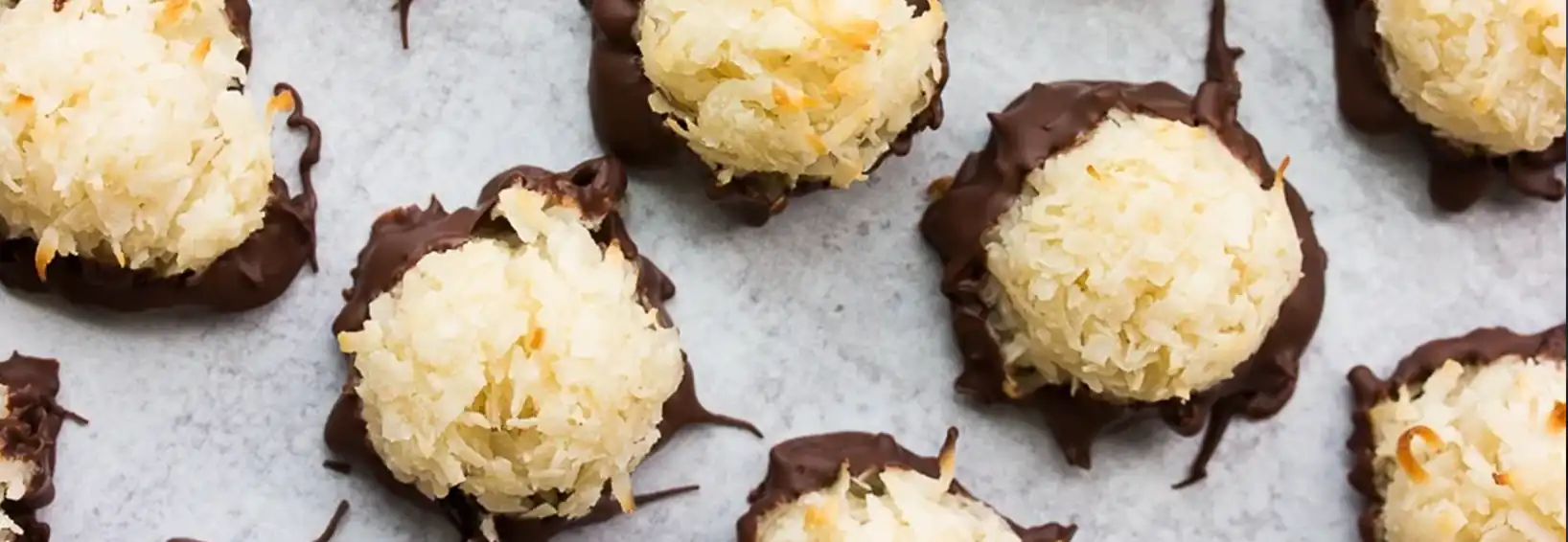Easy Vegan Coconut Macaroons