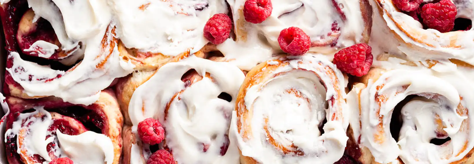 raspberry roll cake